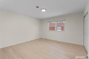 75 Saltonstall Pkwy, East Haven, CT 06512 - Photo 16