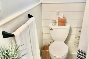 213 Rowayton Ave, Norwalk, CT 06853 - Photo 20