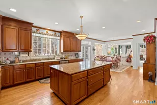 9 Perkins Rd, Woodbridge, CT 06525 - Photo 10