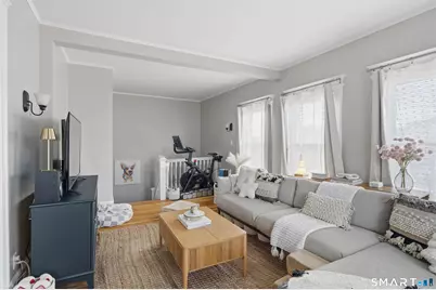 186 Arnoldale Road, West Hartford, CT 06119 - Photo 1