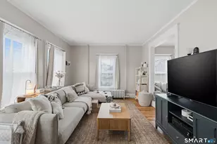 186 Arnoldale Rd, West Hartford, CT 06119 - Photo 2