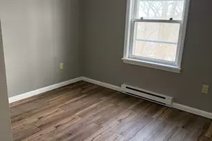 138 Maple St, Winchester, CT 06098 - Photo 16