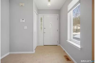 200 Castlewood Drive #200, Bloomfield, CT 06002 - Photo 4