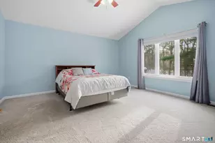 200 Castlewood Dr, Bloomfield, CT 06002 - Photo 22