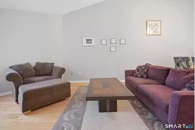 200 Castlewood Drive #200, Bloomfield, CT 06002 - Photo 16