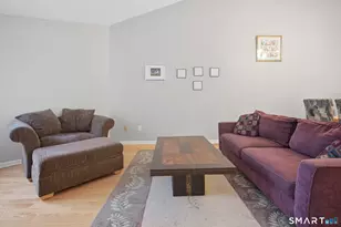 200 Castlewood Dr, Bloomfield, CT 06002 - Photo 16