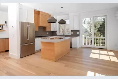 6 Down River Road #B, New Canaan, CT 06840 - Photo 2