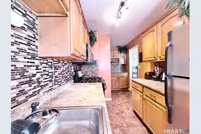 54 W North Street #105, Stamford, CT 06902 - Photo 8