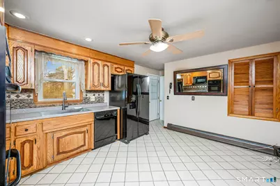 128 Auburn Street, Stratford, CT 06614 - Photo 6