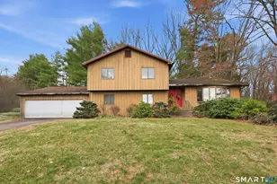 45 Quail Hollow Dr, Southington, CT 06489 - Photo 2