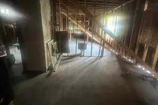 59 Mansfield St, Hartford, CT 06112 - Photo 4