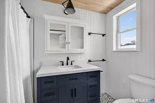 85 Baker Ave, Groton, CT 06340 - Photo 32