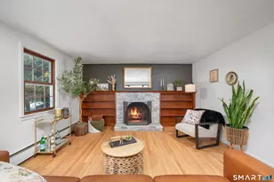 35 Jasmine St, Bristol, CT 06010 - Photo 8