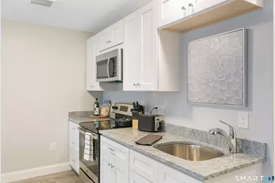 1645 Black Rock Turnpike #306, Fairfield, CT 06825 - Photo 4