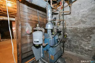 247 Franklin Ave, Hartford, CT 06114 - Photo 24