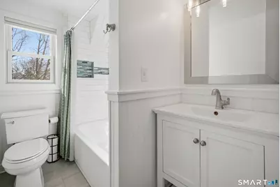 25 Helen Street, Fairfield, CT 06824 - Photo 18