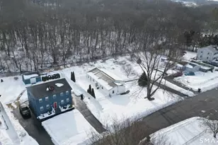 96 Ring Dr, Groton, CT 06340 - Photo 4