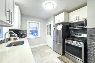 445 Strong St, East Haven, CT 06512 - Photo 10