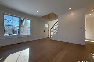 102 Corona Dr, Milford, CT 06460 - Photo 4