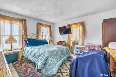 10 Burritt Avenue, Norwalk, CT 06854 - Photo 26