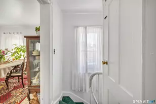 10 Burritt Ave, Norwalk, CT 06854 - Photo 28