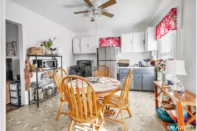 10 Burritt Avenue, Norwalk, CT 06854 - Photo 10