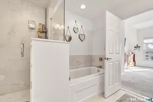 47 Copper Square Dr, Bethel, CT 06801 - Photo 28