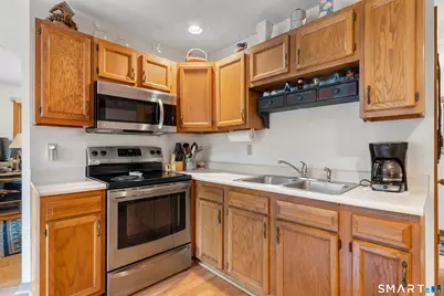 46 Mulberry Street, Naugatuck, CT 06770 - Photo 6