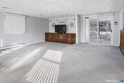 5 Sparkle Street, Enfield, CT 06082 - Photo 8