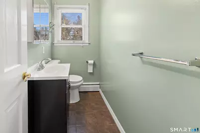 5 Sparkle Street, Enfield, CT 06082 - Photo 10