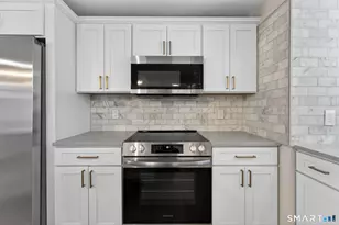 87 West St, Manchester, CT 06040 - Photo 8