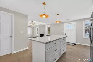 87 West St, Manchester, CT 06040 - Photo 4