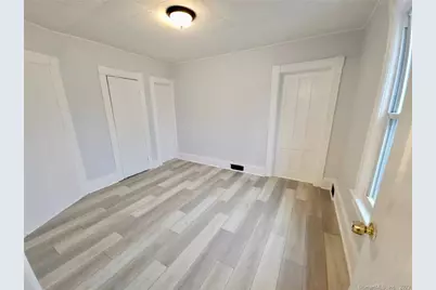 303 Newtown Avenue, Norwalk, CT 06851 - Photo 12