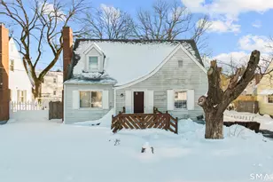 82 Foxcroft Dr, Manchester, CT 06040 - Photo 2