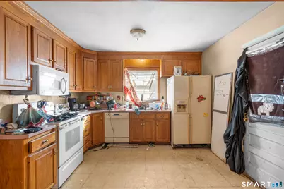 82 Foxcroft Drive, Manchester, CT 06040 - Photo 8