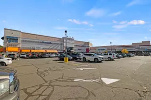 2437 Bedford St, Stamford, CT 06905 - Photo 20