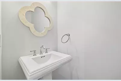 2437 Bedford Street #F17, Stamford, CT 06905 - Photo 10