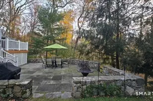 196 Mariomi Rd, New Canaan, CT 06840 - Photo 32