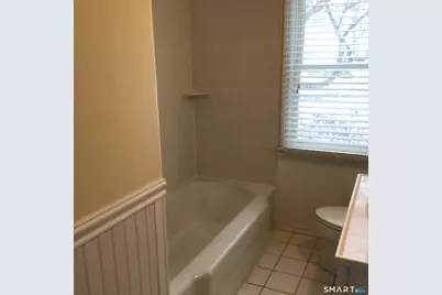 15 Bon Air Avenue, Stamford, CT 06907 - Photo 4