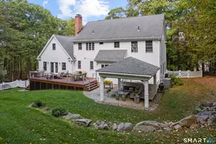 74 Farm View Rd, Bethany, CT 06524 - Photo 4