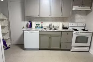 57 New St, Seymour, CT 06483 - Photo 2