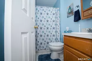 146 Fitch St, North Haven, CT 06473 - Photo 16