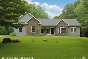 43 Mill Rd, Woodbury, CT 06798 - Photo 2