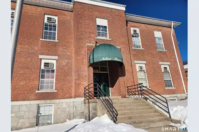 91 4th Street #APT 7, Ansonia, CT 06401 - Photo 1