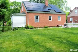 122 Oberlin Rd, Hamden, CT 06514 - Photo 2