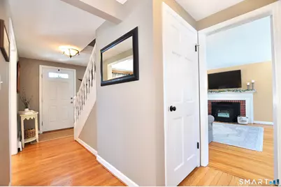 21 North Drive, Simsbury, CT 06070 - Photo 14