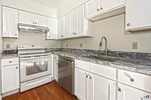 1423 Quinnipiac Ave, New Haven, CT 06513 - Photo 16