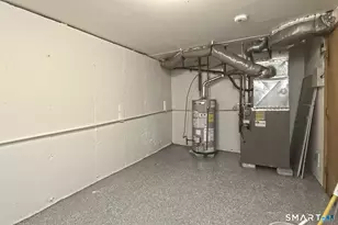 1423 Quinnipiac Ave, New Haven, CT 06513 - Photo 32