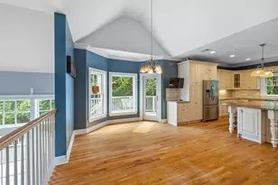 29 Candlewood Common, New Milford, CT 06776 - Photo 8