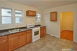 148 Alfred St, Bridgeport, CT 06605 - Photo 14